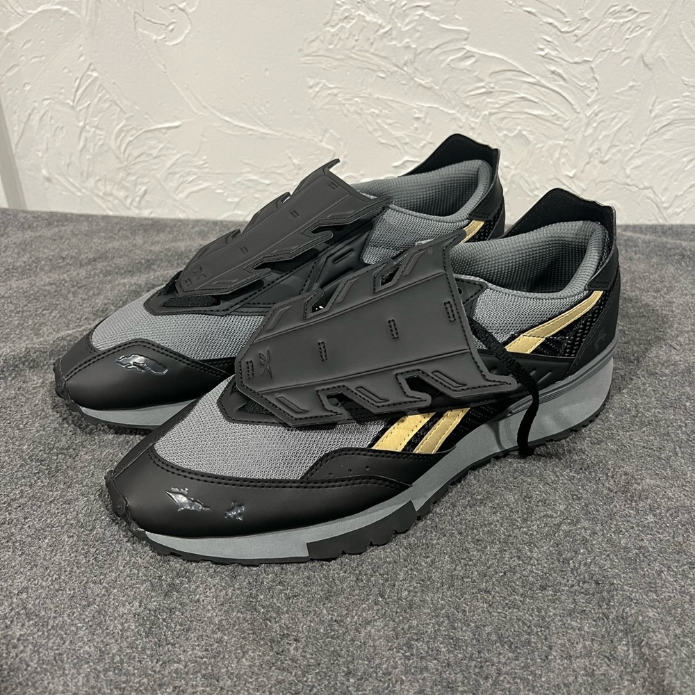New Mens Reebok x DC Batman LX 2200 Sneakers - Size 11.5
